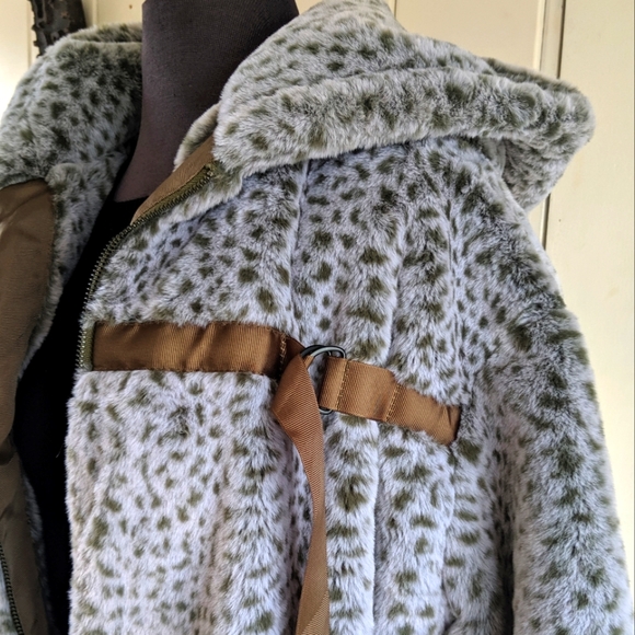 SOLD Jayley Faux Fur Teddy Jacket NWOT one size - Picture 6 of 11